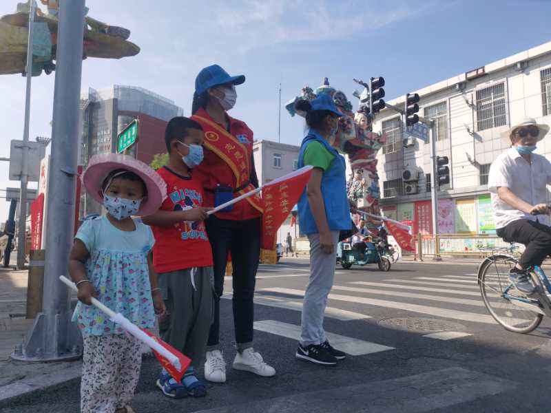 <strong>美女扒开尿道让人爽捅</strong>